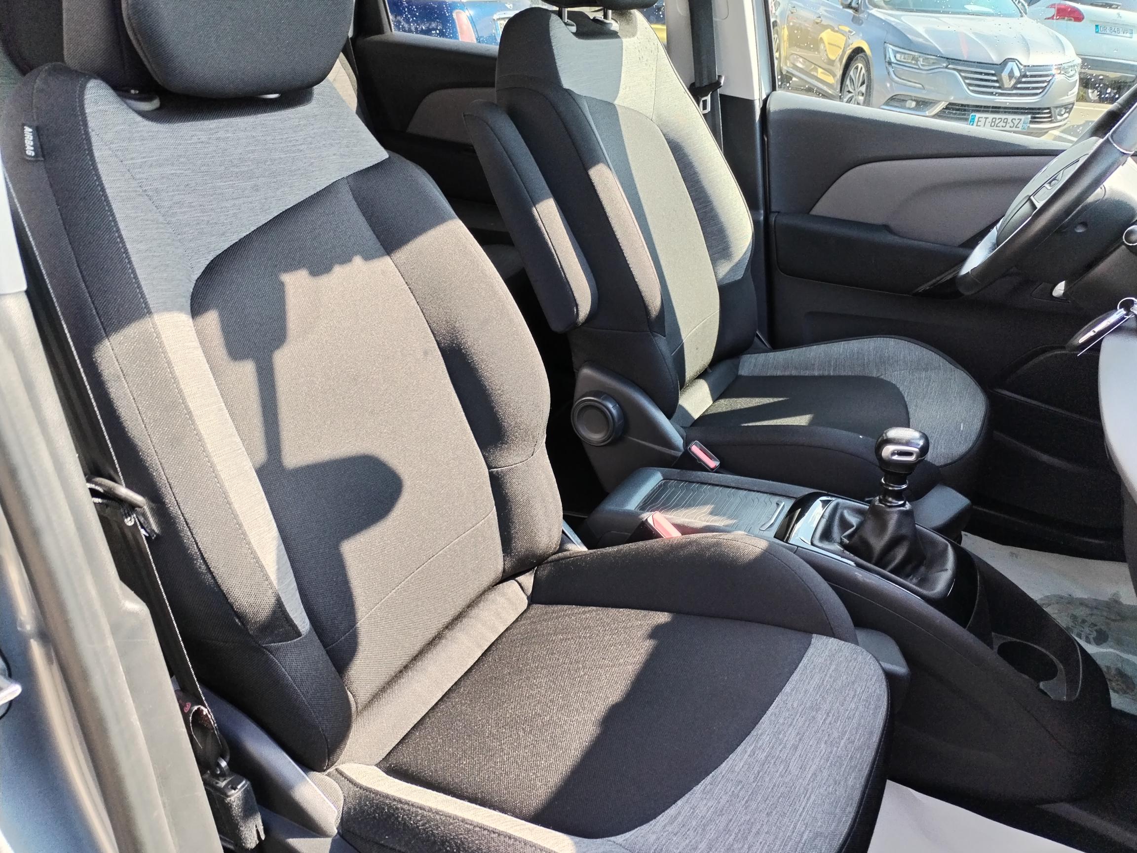 CITROEN         C4 PICASSO II 